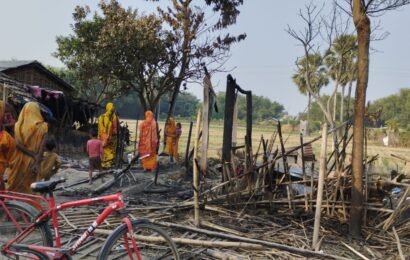 बिहार:खाना बनाते समय लगी आग,घर में रखा सामान जल कर राख,क्लिक करें और भी खबर