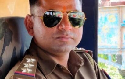 बिजनौर:पत्रकार को झूठे मुकदमों में फसाने वाले नगीना कोतवाल प्रिंस शर्मा पर सख्त हुए कप्तान,हटाया