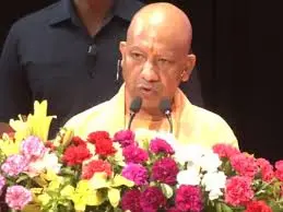 LUCKNOW:अगर कोई मजदूरी नहीं देगा तो सरकार उसका काम तमाम करेगी-सीएम,क्लिक करें और भी खबरें